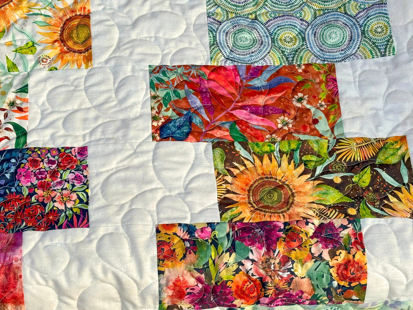Steppin' Up Quilt Pattern PDF Version, Cuddle Cat Quiltworks CCQ086, Fat Quarter or Layer Cake Quilt Pattern, Large Block Quilt Pattern