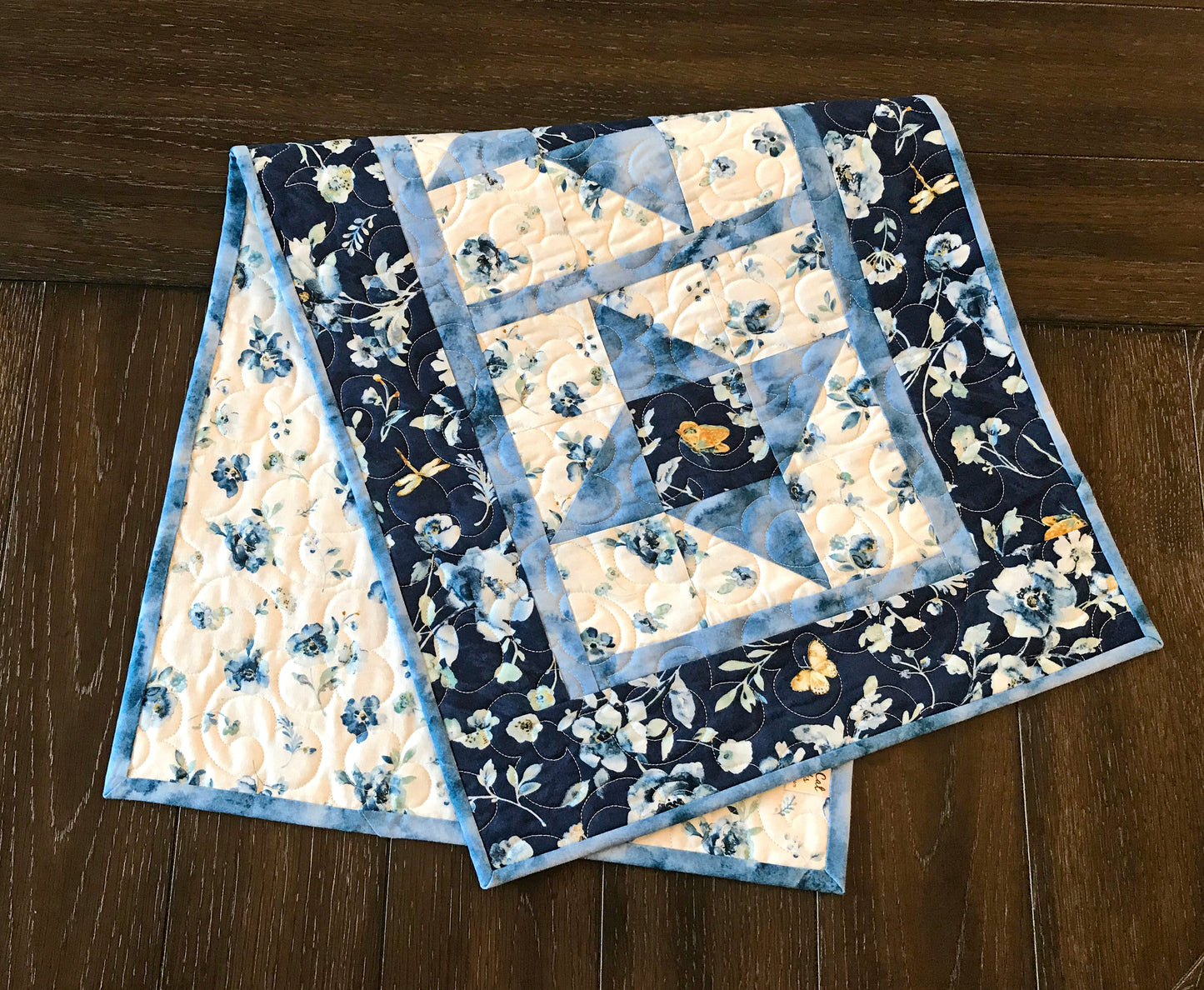 Friendship Star Table Runner Pattern - Digital Pattern - Handmade Quilts, Digital Patterns, and Home Décor items online - Cuddle Cat Quiltworks