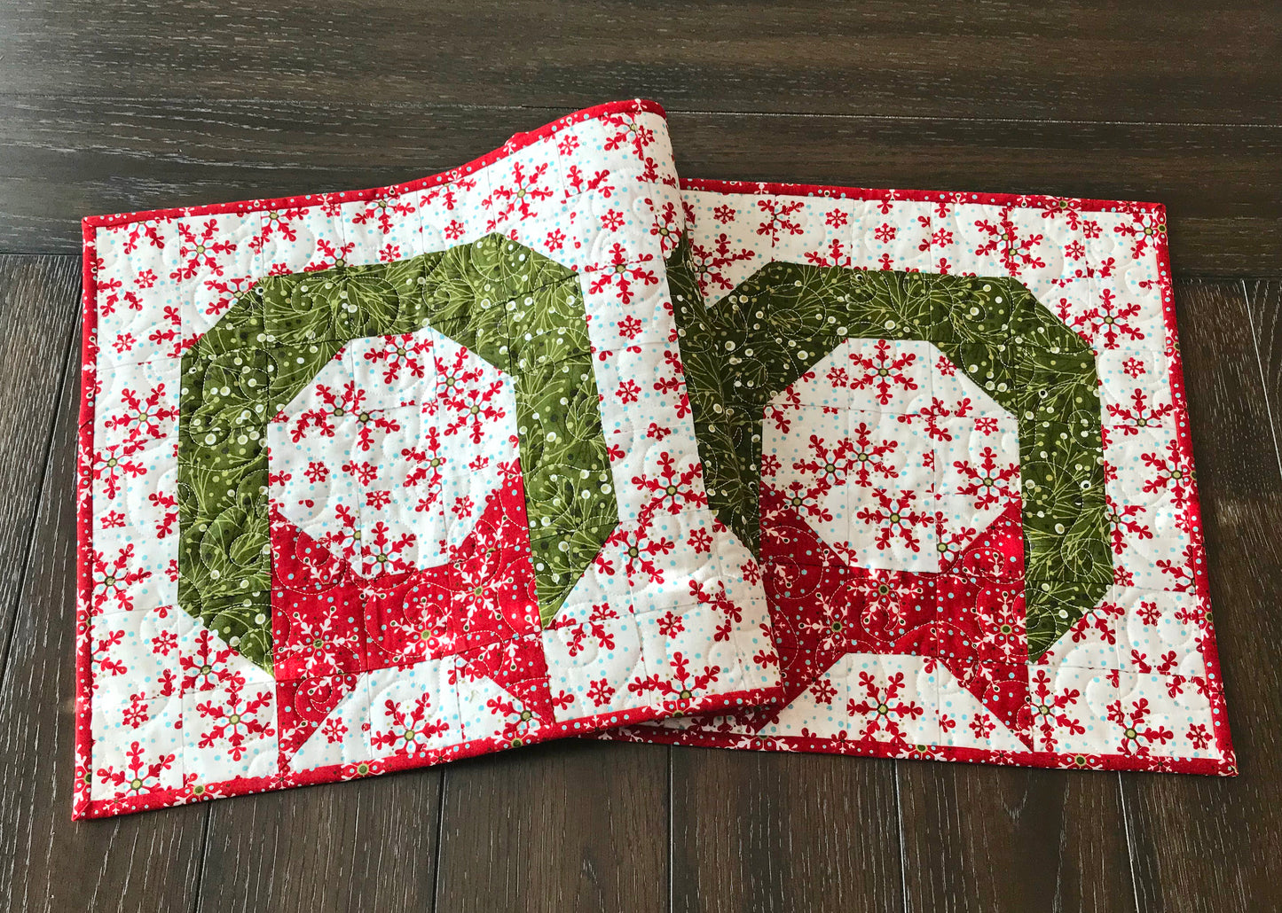 Christmas Wreath Table Runner and Table Topper Pattern - Digital Pattern - Handmade Quilts, Digital Patterns, and Home Décor items online - Cuddle Cat Quiltworks