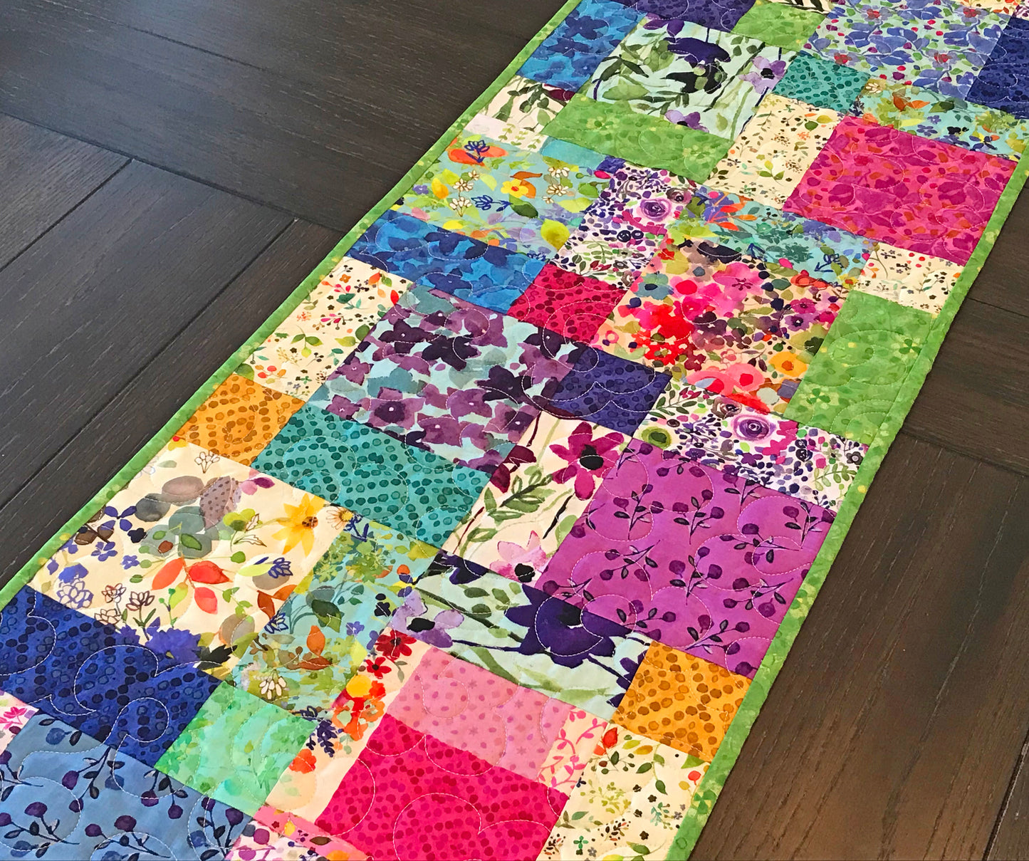 Charmingly Simple Table Runner & Topper Pattern - Printed Version