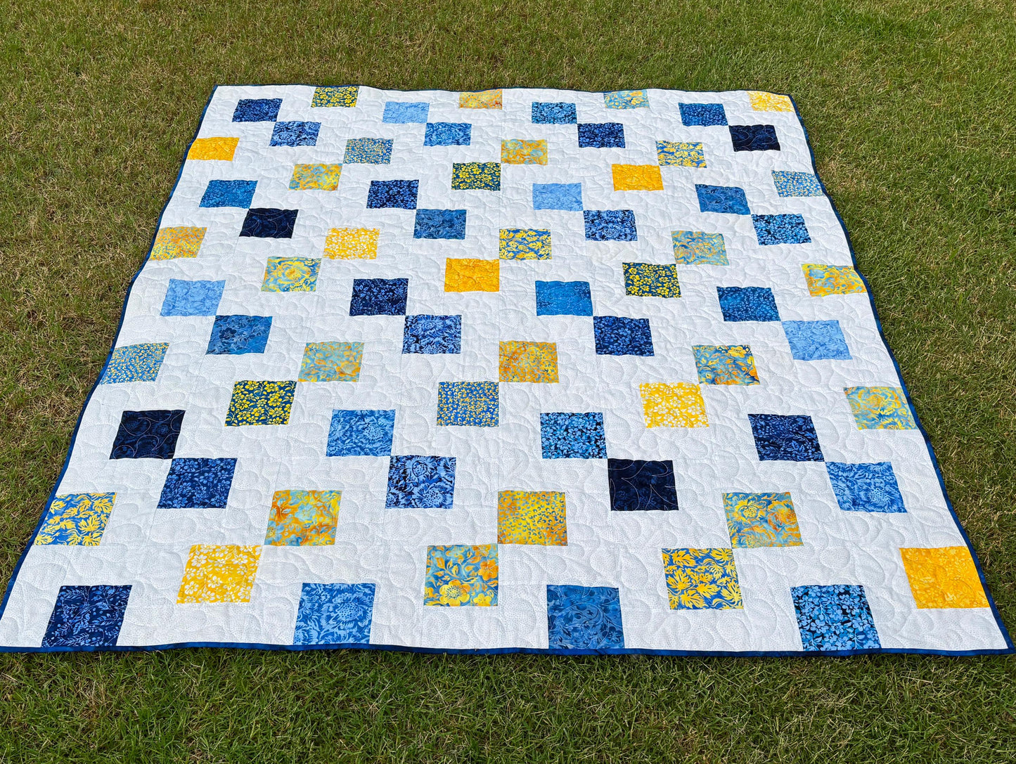 Double the Charm Quilt Pattern PDF Version, Cuddle Cat Quiltworks CCQ084, Charm Square Quilt Pattern