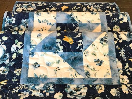 Friendship Star Table Runner Pattern Printed Version CCQ053, Stars Table Runner Pattern with Sashing, Easy Table Runner Pattern