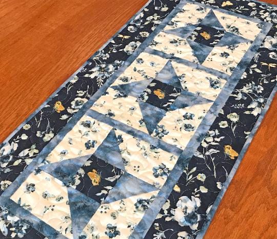 Friendship Star Table Runner Pattern Printed Version CCQ053, Stars Table Runner Pattern with Sashing, Easy Table Runner Pattern