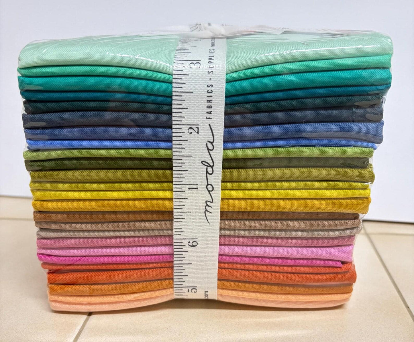 Bella Solids Elizabeth's Favorites Fat Quarter Bundle 25pc - Moda #9900ABE - By Elizabeth Hartman for Moda - Bella Solids Fat Quarter Bundle