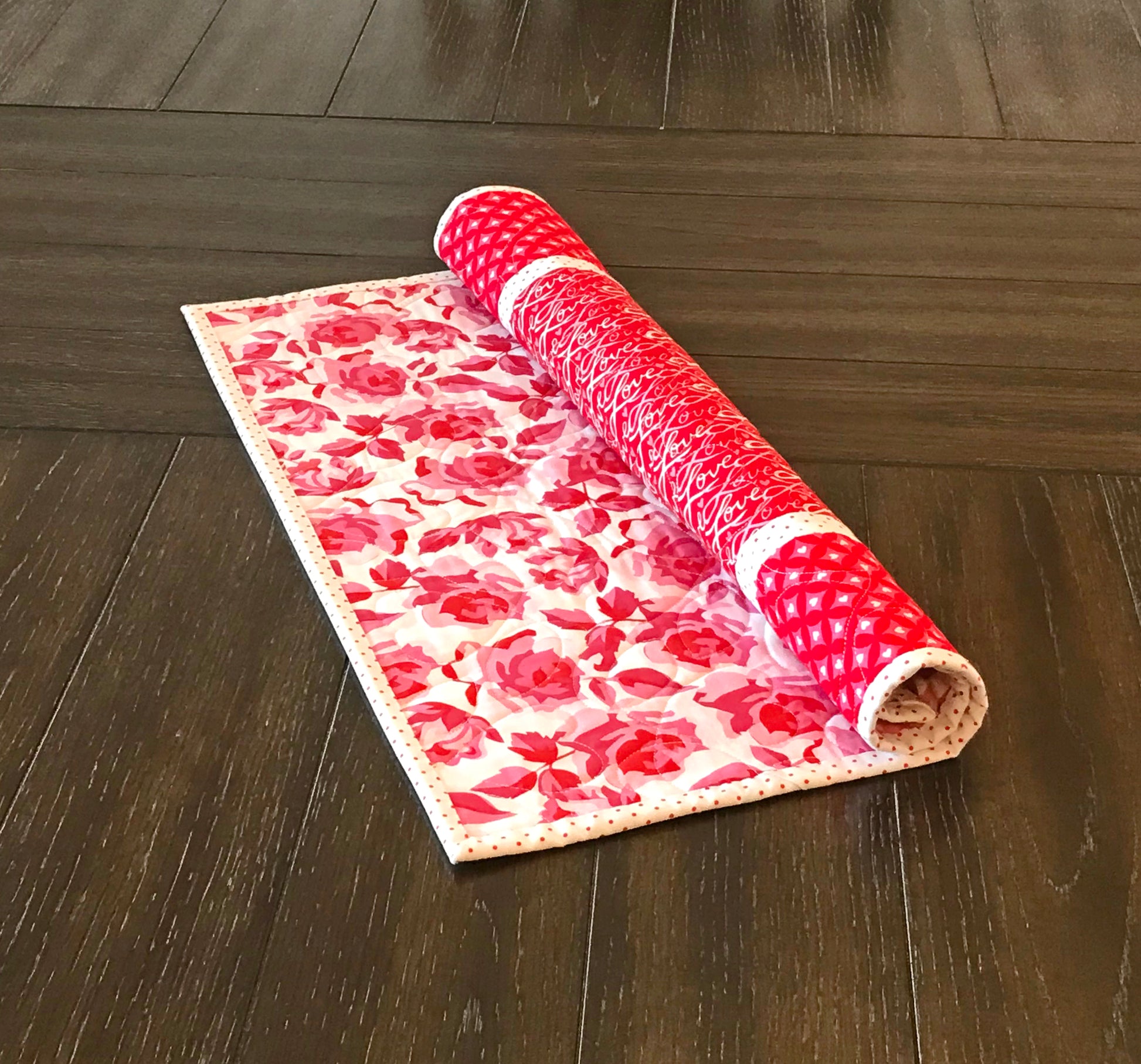 Valentine's Day Table Topper - Handmade Quilts, Digital Patterns, and Home Décor items online - Cuddle Cat Quiltworks