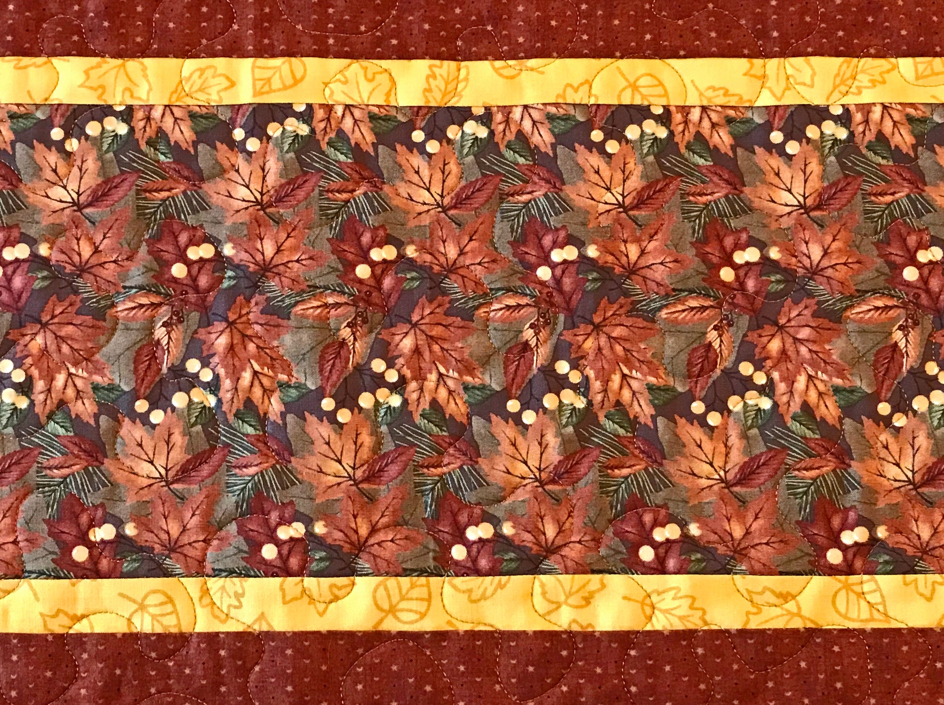 Fall or Autumn Leaves Table Runner - Handmade Quilts, Digital Patterns, and Home Décor items online - Cuddle Cat Quiltworks
