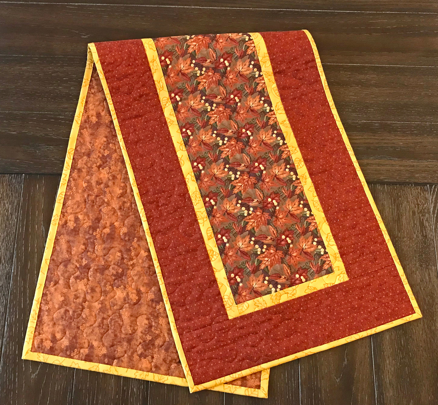 Fall or Autumn Leaves Table Runner - Handmade Quilts, Digital Patterns, and Home Décor items online - Cuddle Cat Quiltworks