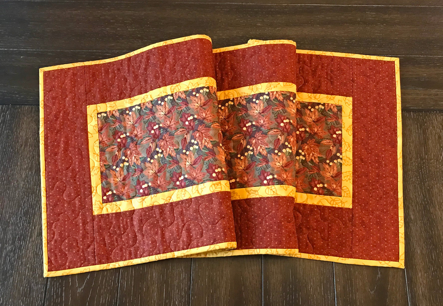 Fall or Autumn Leaves Table Runner - Handmade Quilts, Digital Patterns, and Home Décor items online - Cuddle Cat Quiltworks