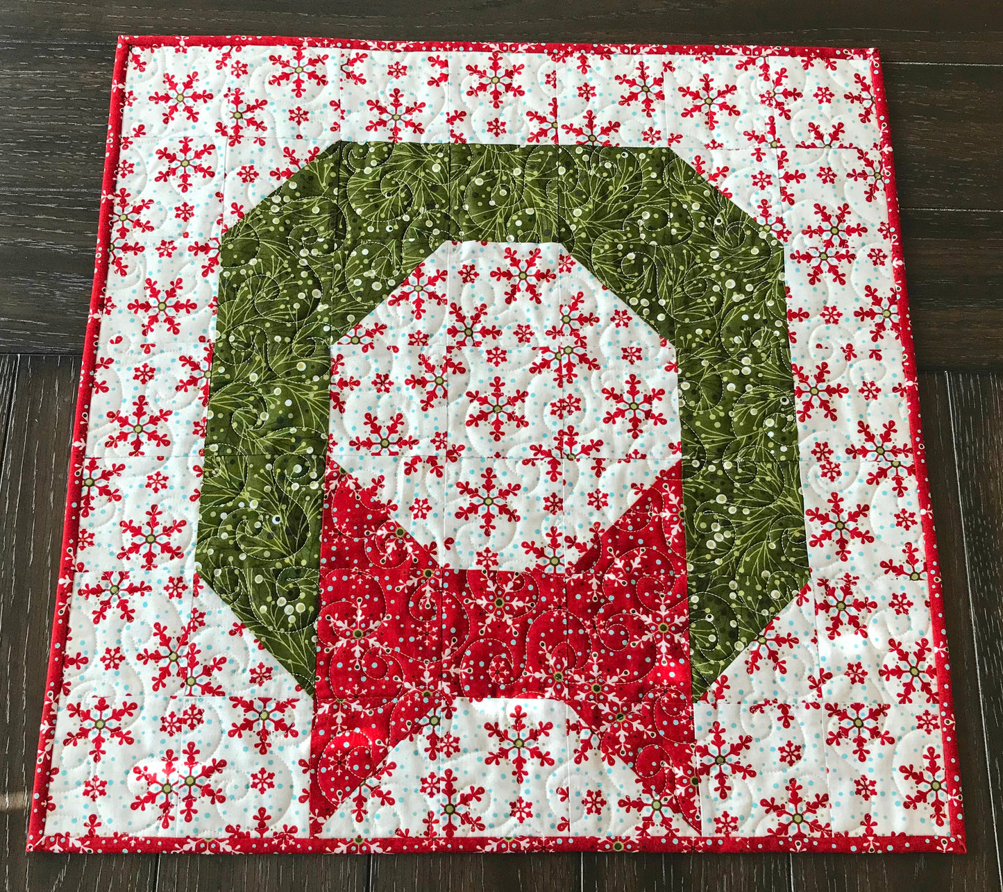 Christmas Wreath Table Runner and Table Topper Pattern - Digital Pattern - Handmade Quilts, Digital Patterns, and Home Décor items online - Cuddle Cat Quiltworks