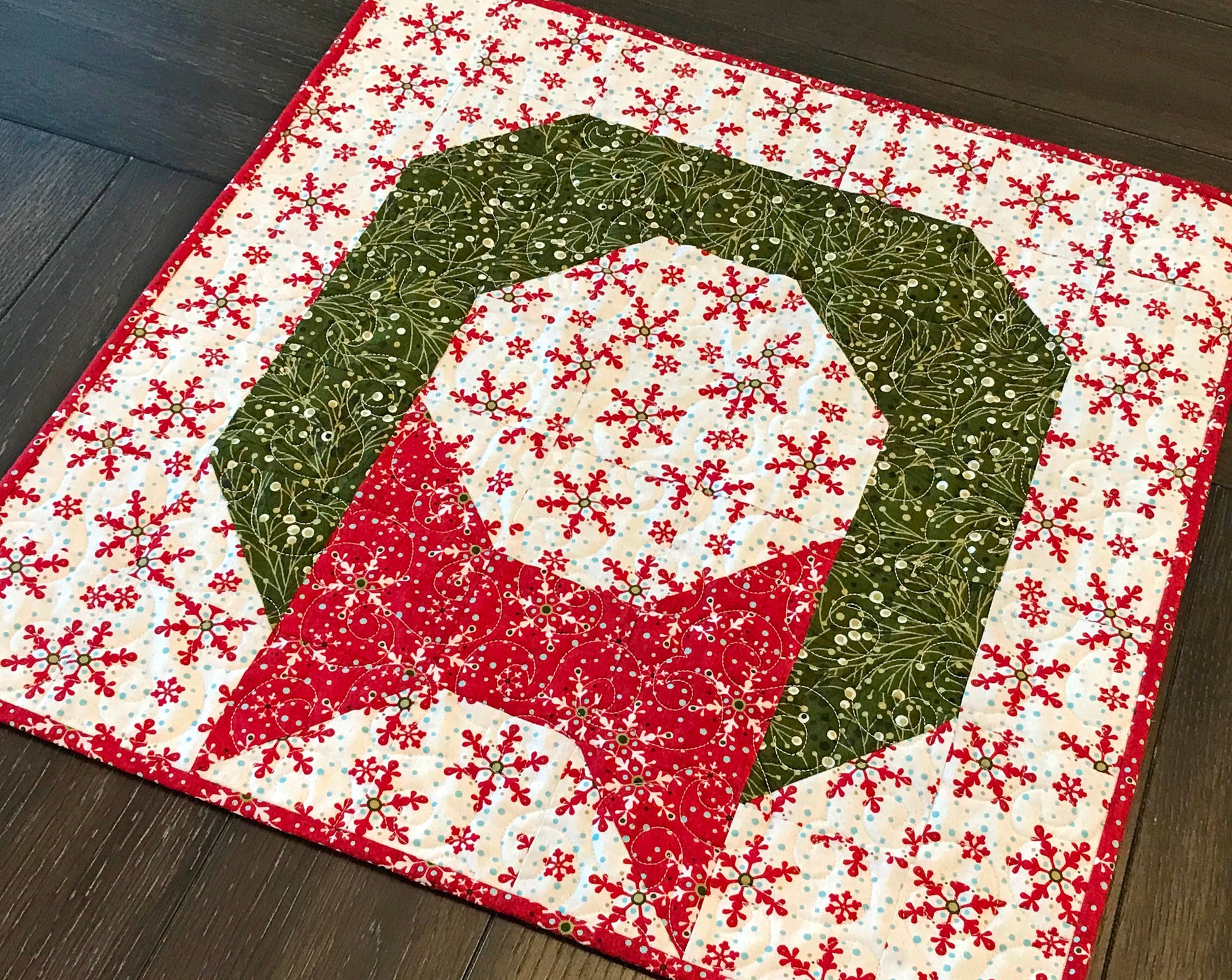 Christmas Wreath Table Runner and Table Topper Pattern - Digital Pattern - Handmade Quilts, Digital Patterns, and Home Décor items online - Cuddle Cat Quiltworks