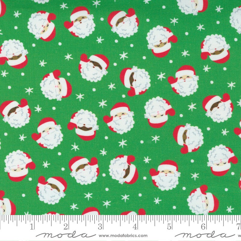 Holiday Essentials Christmas Fat Quarter Bundle 20pc - Moda 20740AB, - Christmas Themed Fabric Fat Quarter Bundle